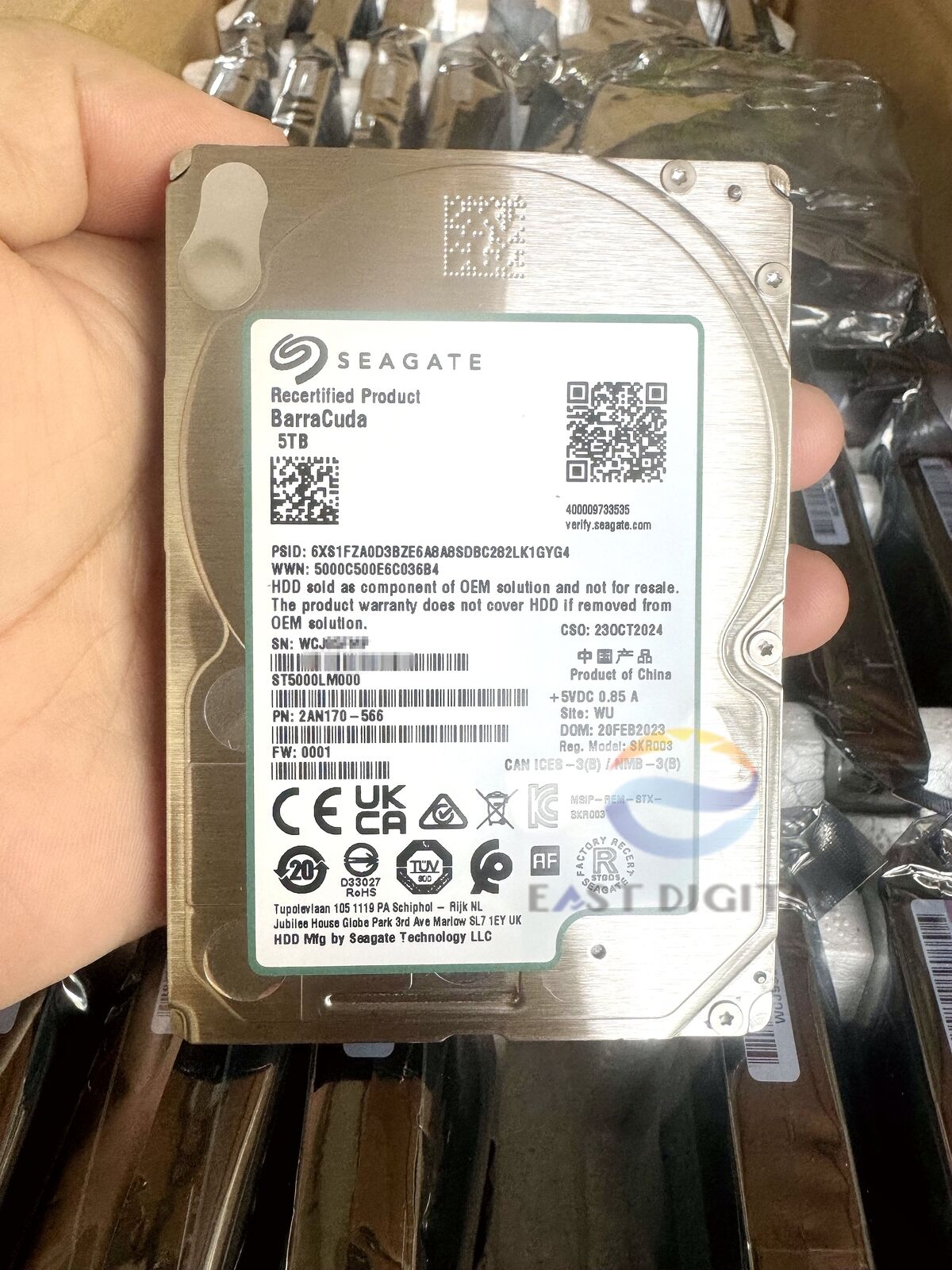 ST5000LM000 Seagate Barracuda 5TB 2.5" SATA 5400RPM 128MB 6.0Gb/s Hard Drive