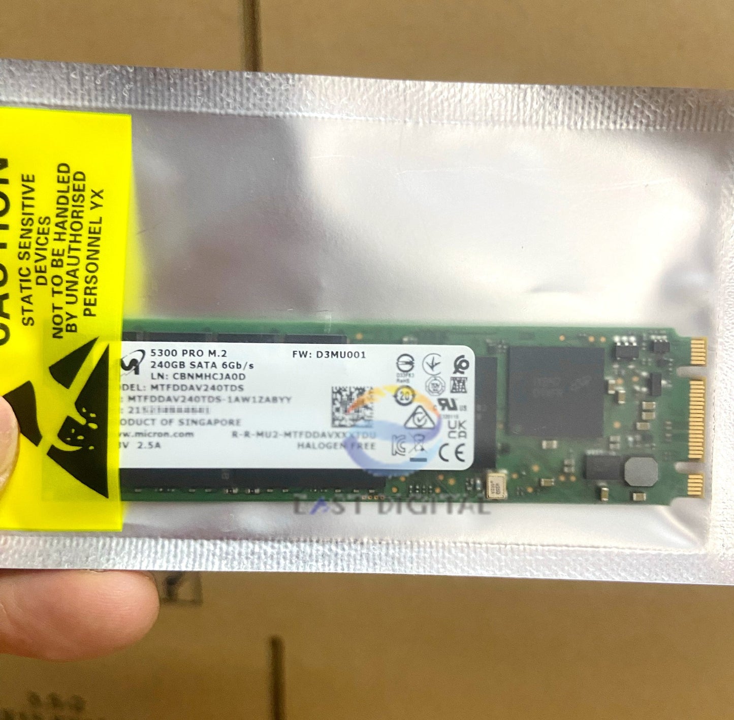 Micron 5300 PRO MTFDDAV240TDS 240GB M.2 6Gbs 1AW1ZABYY SATA Solid State Drive