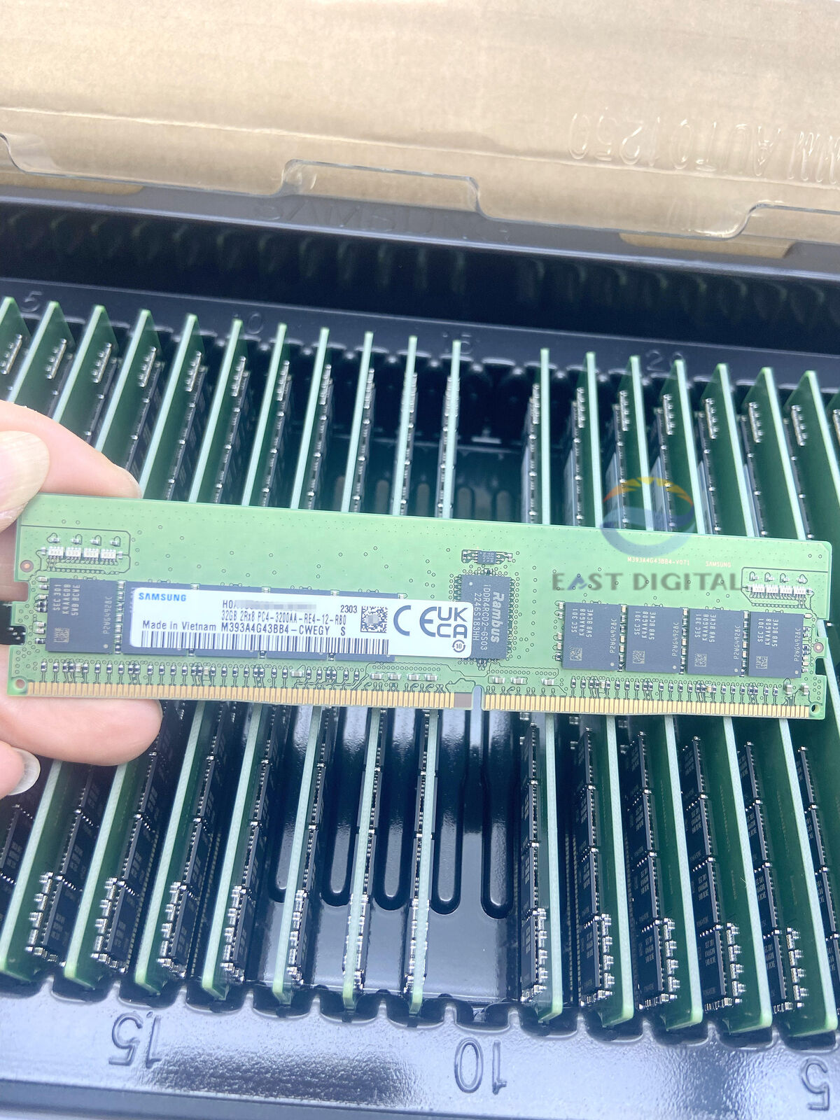 M393A4G43BB4-CWE Samsung 2Rx8 32GB PC4-3200AA DDR4 ECC Server Memory New