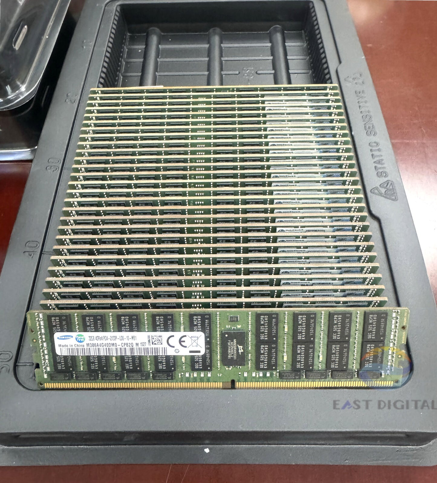 M386A4G40DM0-CPB Samsung 32GB 4DRx4 PC4-2133P HPE 752372-081 ECC Server Memory