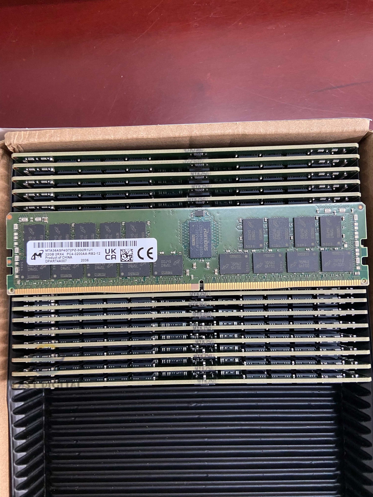Micron MTA36ASF4G72PZ-3G2R 32GB 2RX4 PC4-3200AA RDIMM Memory