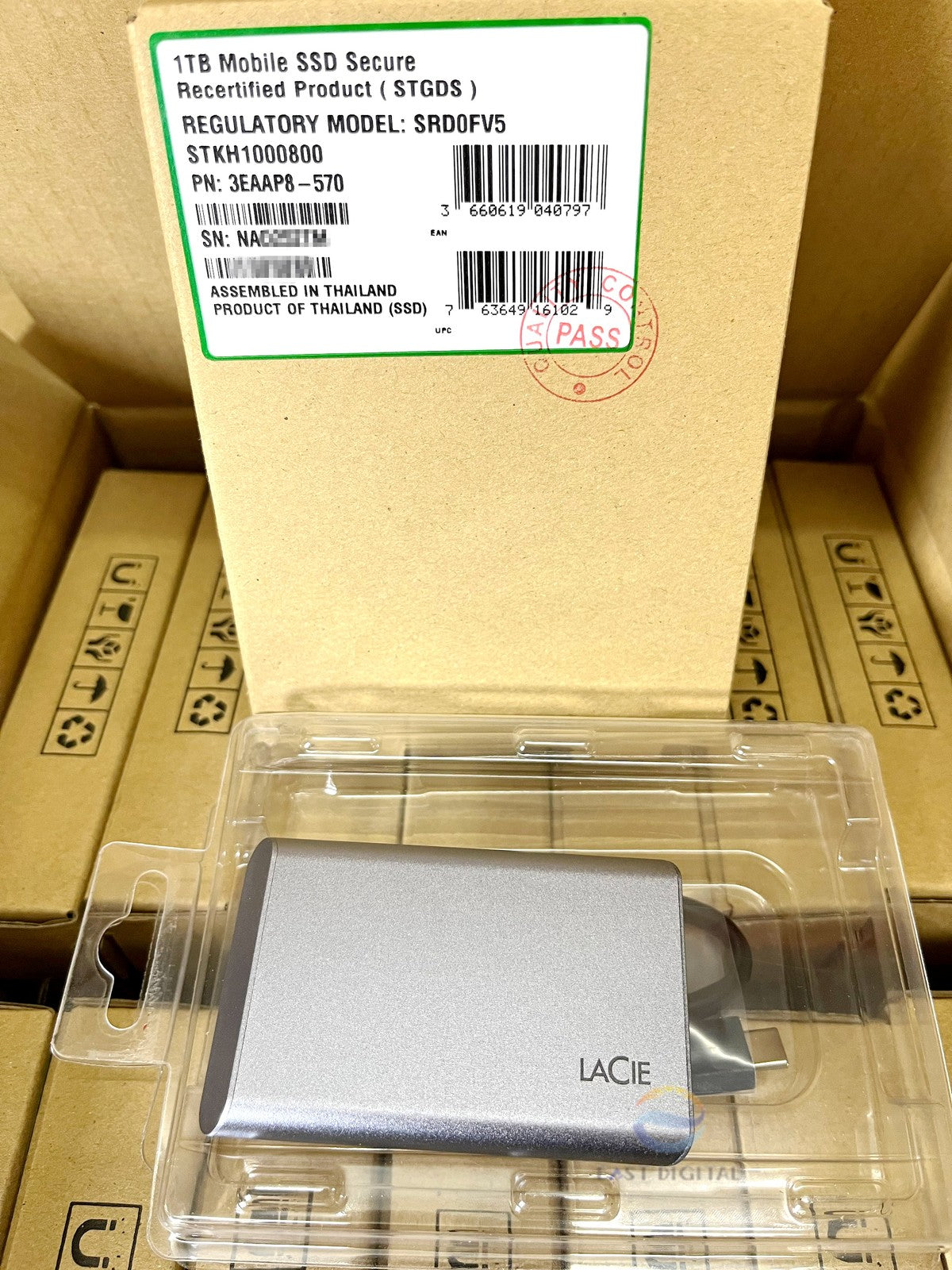 LaCie Seagate STKH1000800 1TB Mobile SSD Secure External USB-C Solid State Drive