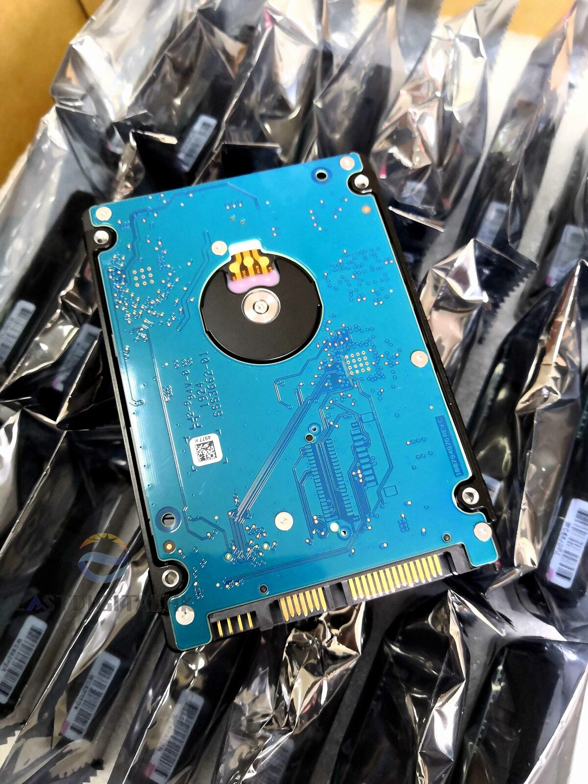 ST5000LM000 Barracuda Seagate 5TB 2.5" 128MB SATA Hard Drive 100% Generic FW NEW