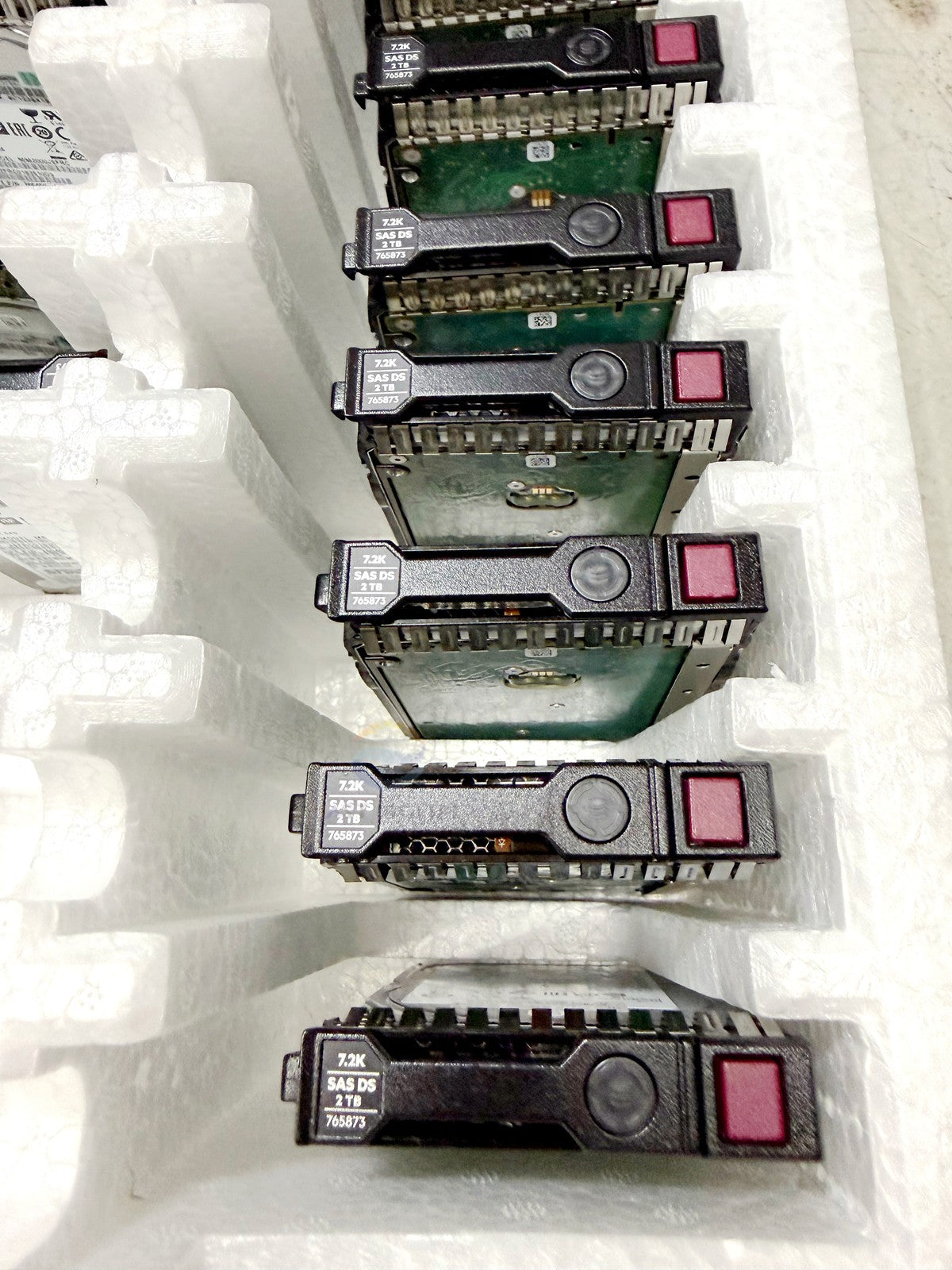 765466-B21 765873-001 765452-002 765470-004 HP 2TB SAS 12G 2.5" Caddy Hard Drive
