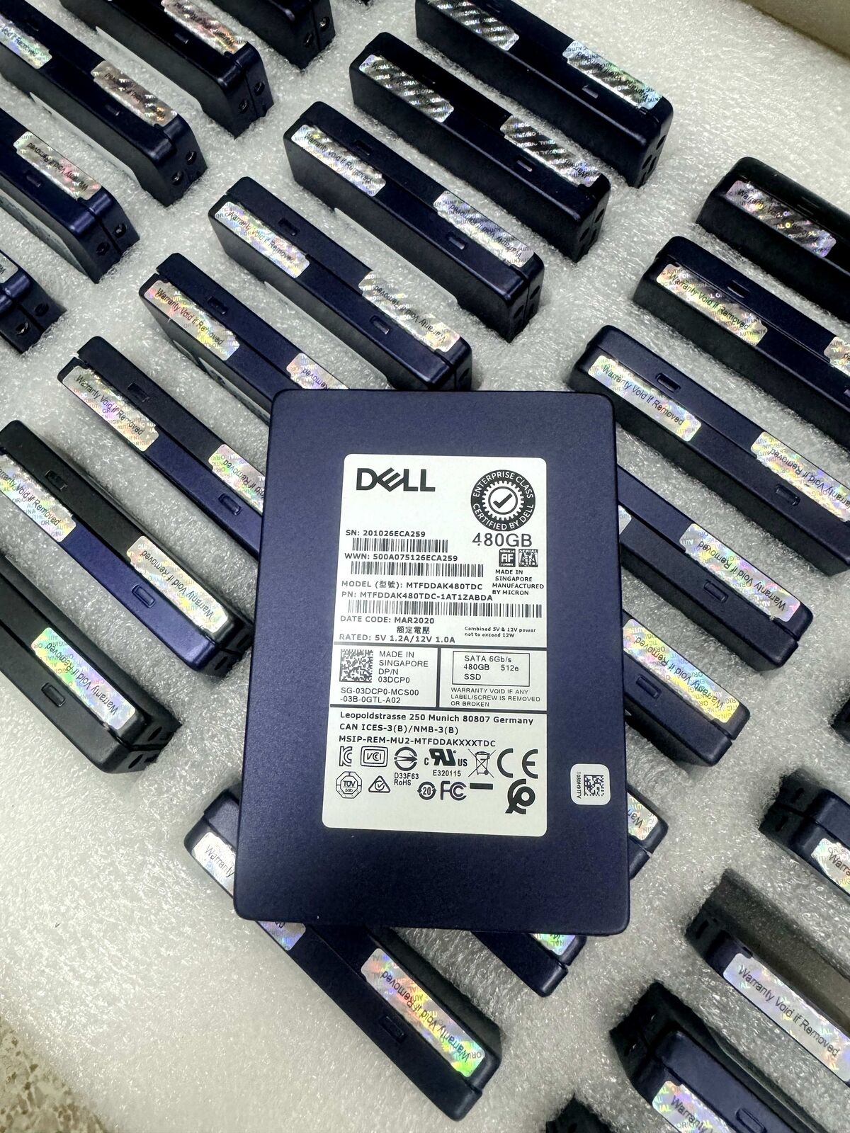 03DCP0 Dell MTFDDAK480TDC 480GB SATA 6Gb/s 512e 2.5'' Read Intensive Solid State Drive