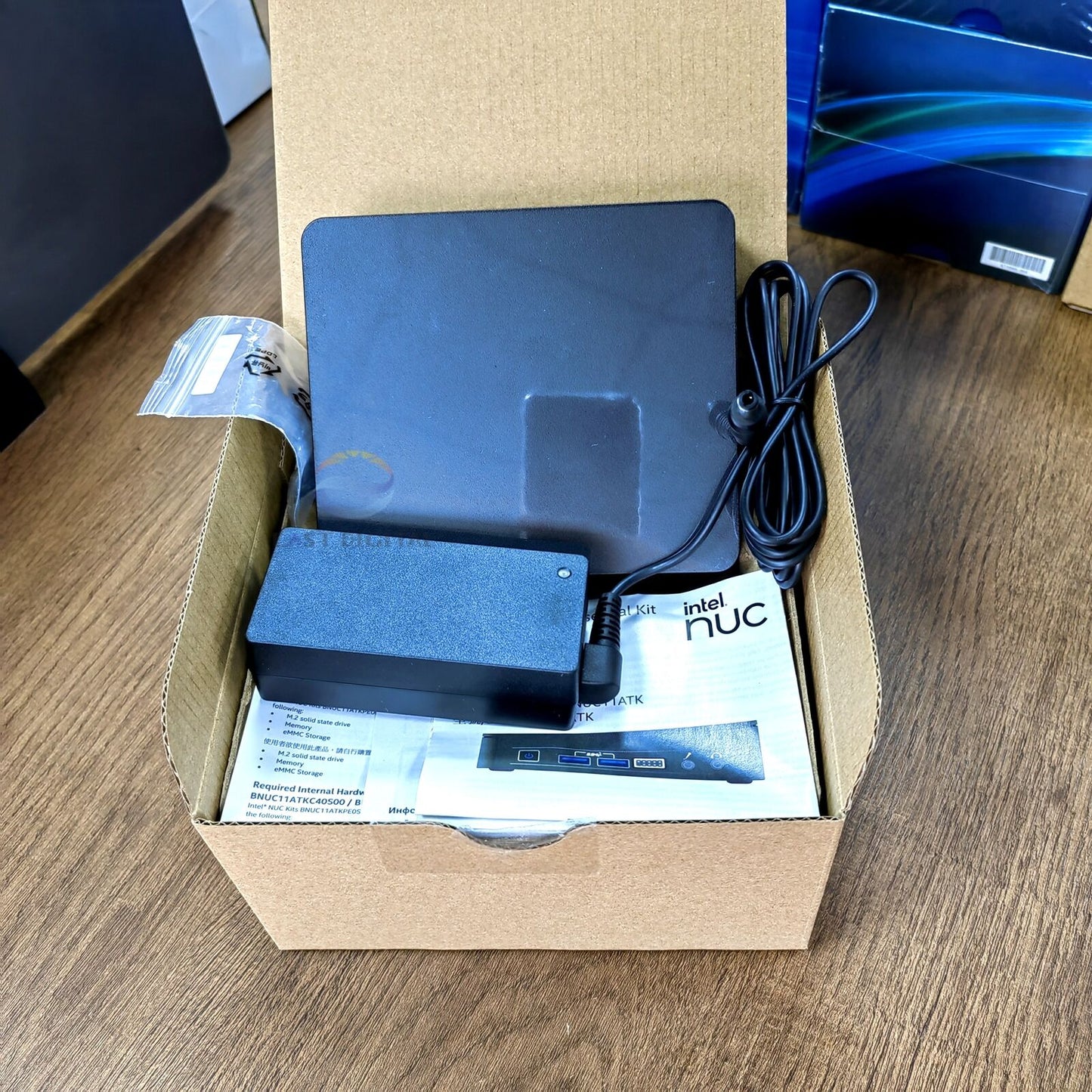 NUC11ATKC2 Intel NUC 11 Essential Core NUC11ATKC20RA Mini PC Kit Barebone
