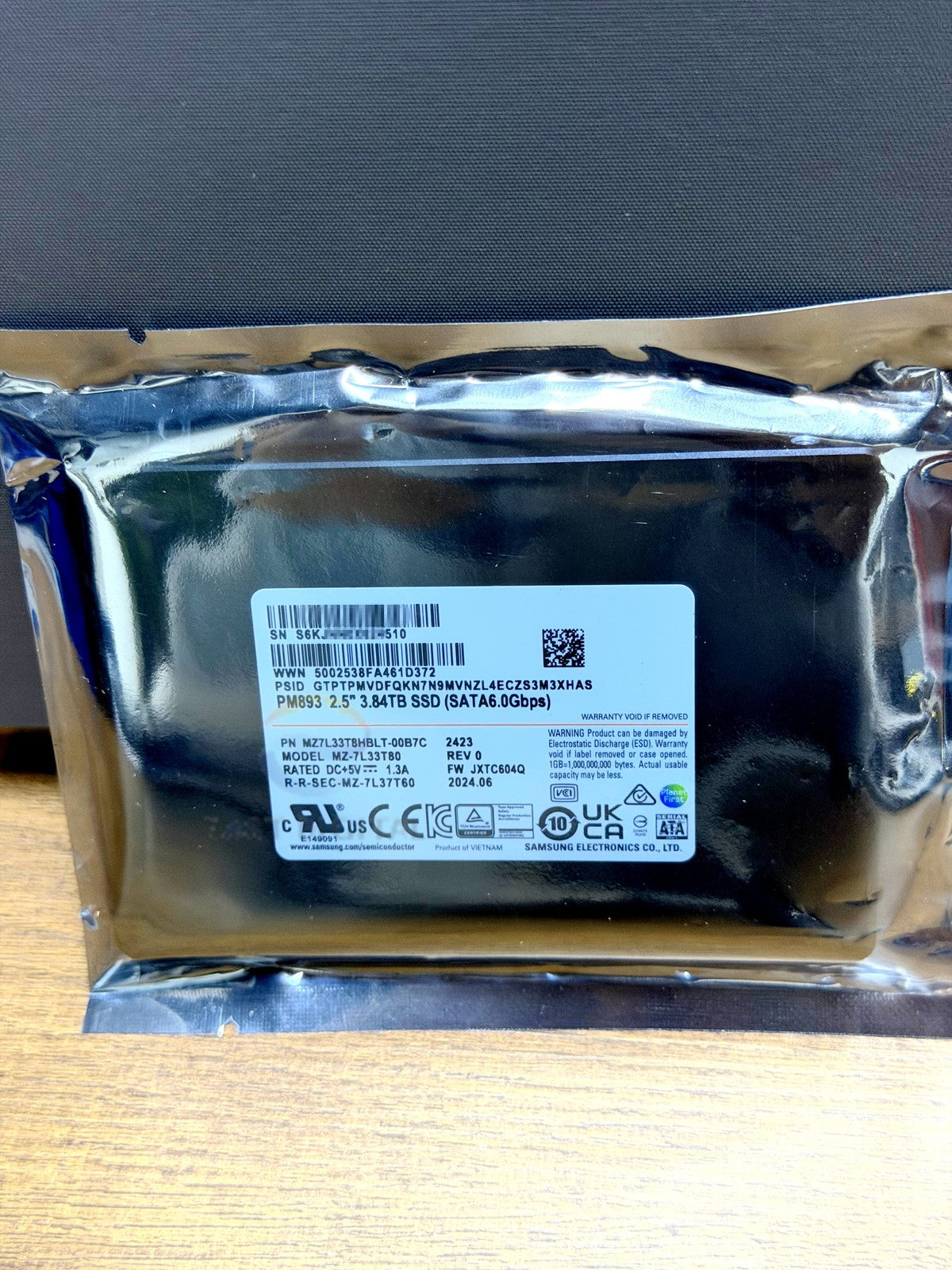 Samsung MZ-7L33T80 PM893 3.84TB 2.5'' SATA 6Gbps MZ7L33T8HBLT-00B7C SSD New
