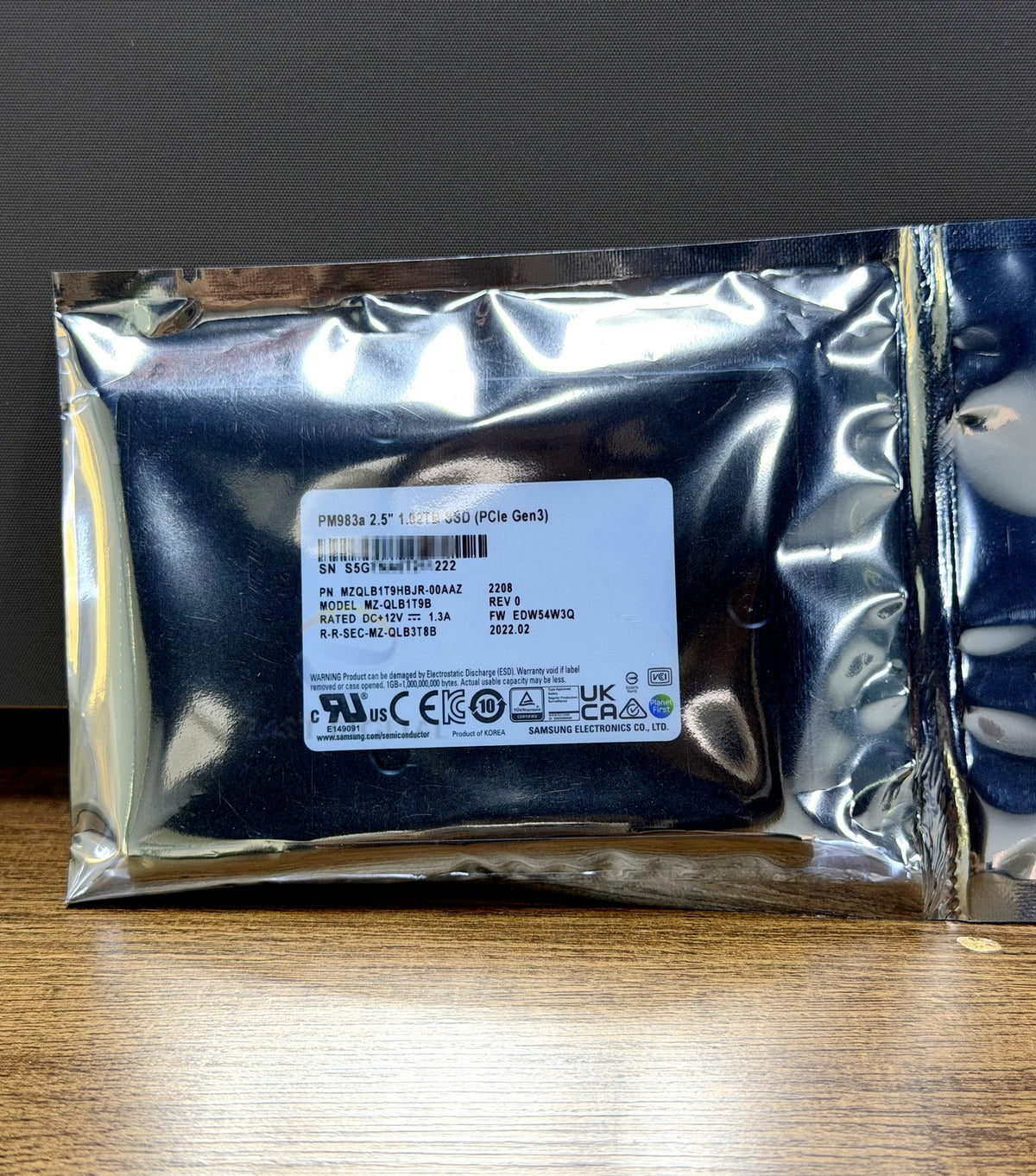 Samsung MZ-QLB1T9B PM983a 1.92TB 2.5'' U.2 PCIe Gen3 NVMe Enterprise SSD New