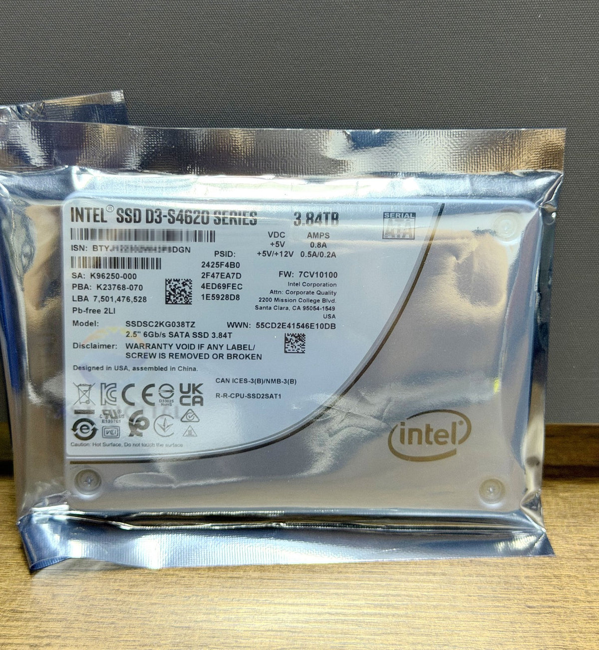 Intel SSDSC2KG038TZ S4620 Series 3.84TB 2.5'' TLC 3D2 7mm SATA 6Gb/s SSD New