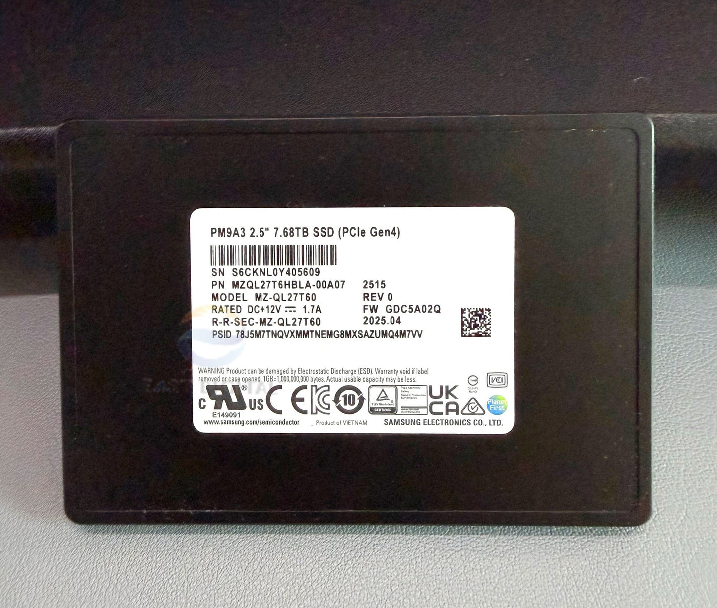 Samsung MZ-QL27T60 PM9A3 7.68TB 2.5" NVMe U.2 MZQL27T6HBLA-00A07 SSD