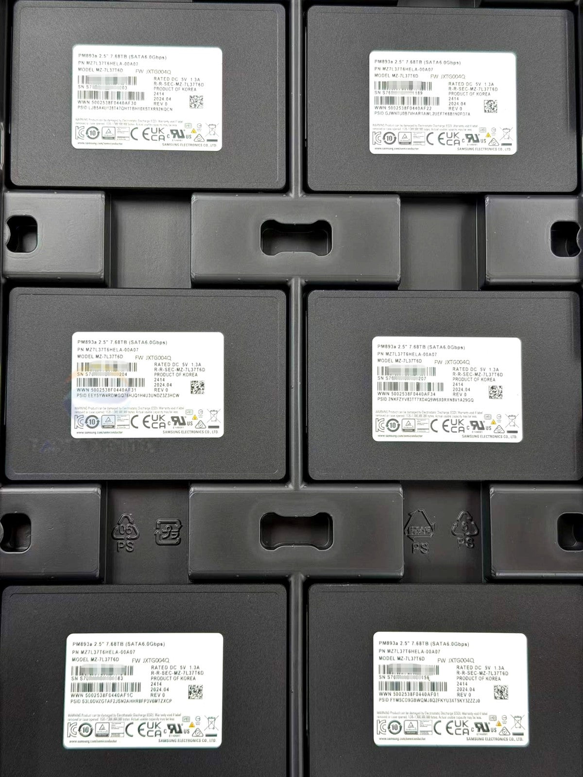 MZ-7L37T6D Samsung PM893a 2.5'' 7.68TB SSD SATA 6.0Gbps MZ7L37T6HELA-00A07 New