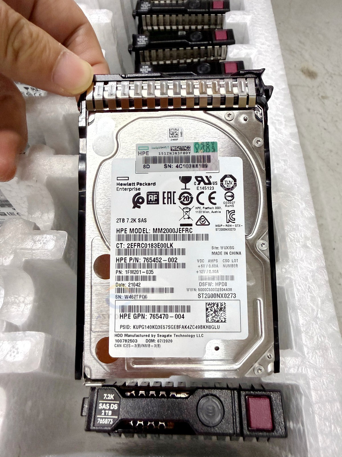 765466-B21 765873-001 765452-002 765470-004 HP 2TB SAS 12G 2.5" Caddy Hard Drive
