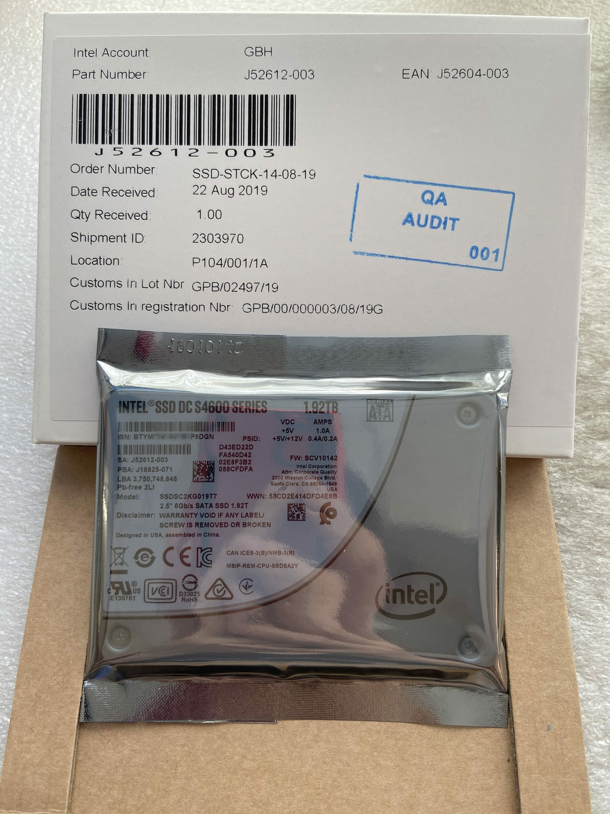 Intel S4600 1.92TB SSDSC2KG019T701 SSD DC Series 2.5 inch SATA Solid State Drive
