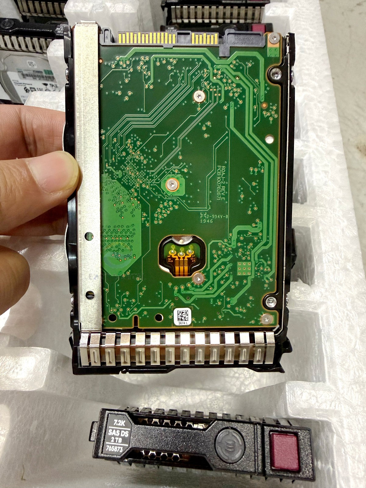 765466-B21 765873-001 765452-002 765470-004 HP 2TB SAS 12G 2.5" Caddy Hard Drive