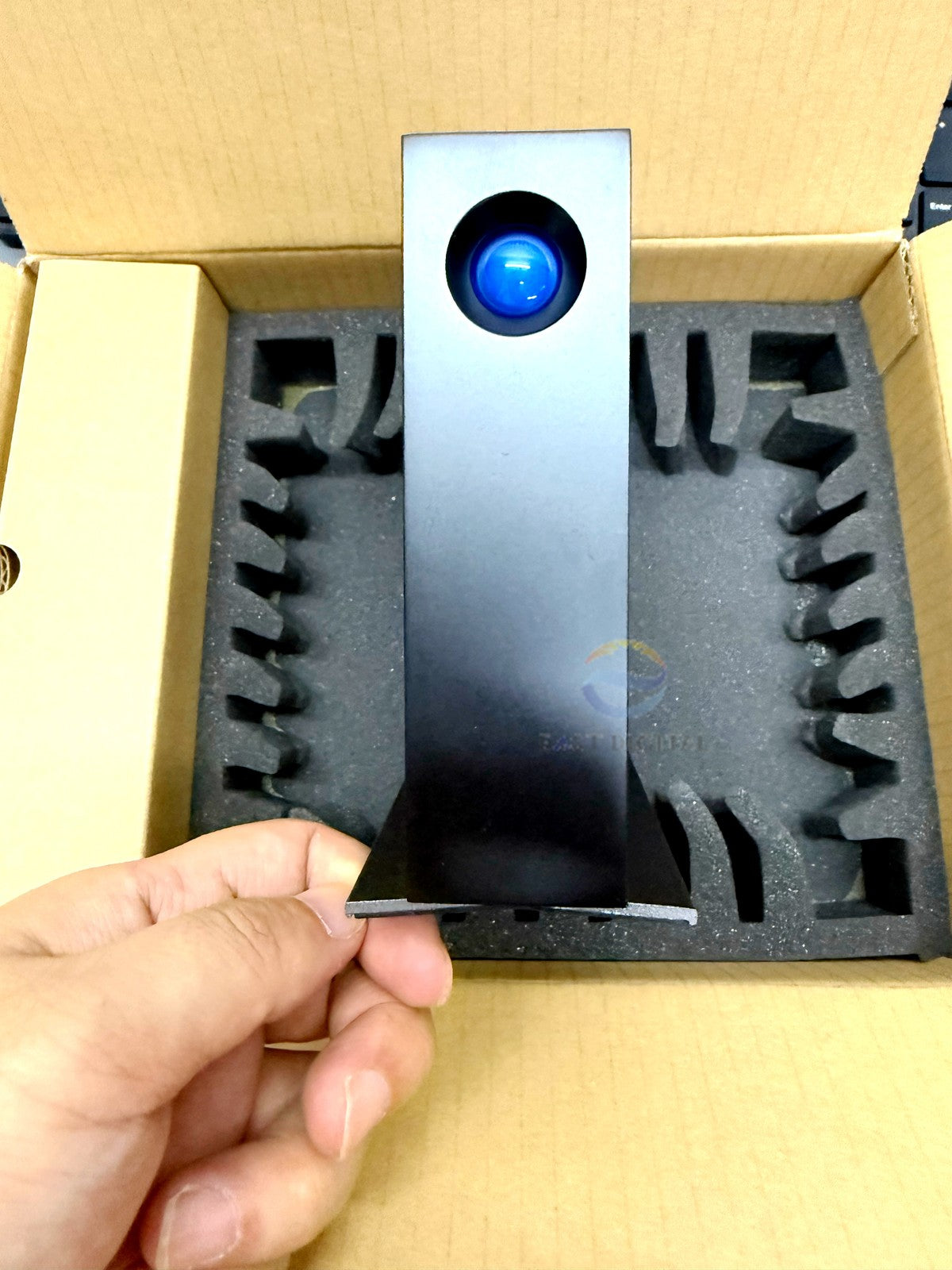 Seagate STHA4000800 D2 Professional 4TB USB3.1 7200 RPM 3.5" External Hard Drive