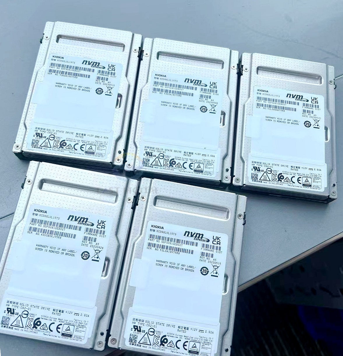 KCD6XLUL15T3 KIOXIA 15.36TB U.2 NVMe 2.5" PCIe Gen 4.0×4 1DWPD Solid State Drive
