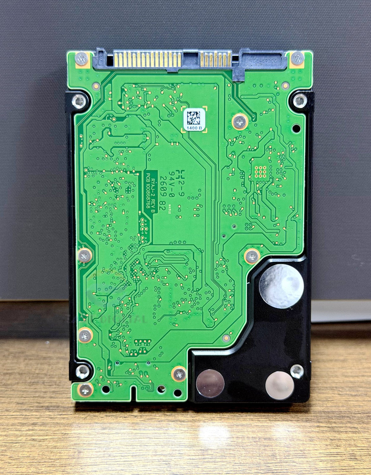 01D0F5 Dell ST2400MM0159 2.4TB 2.5" 10K 512e SAS 12Gb HDD For R640 R740 R650