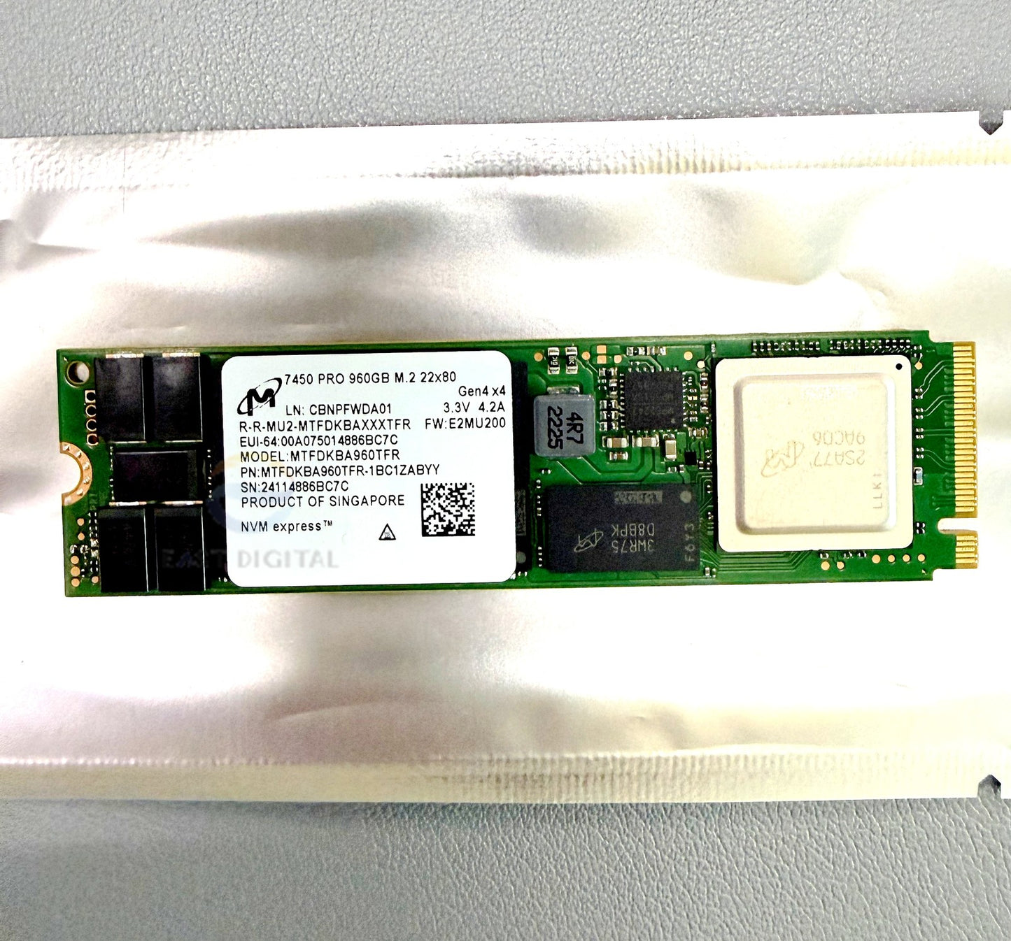 Micron 7450 PRO MTFDKBA960TFR 960GB M.2 2280 NVMe PCIe4.0 1BC1ZABYY SSD E2MU200