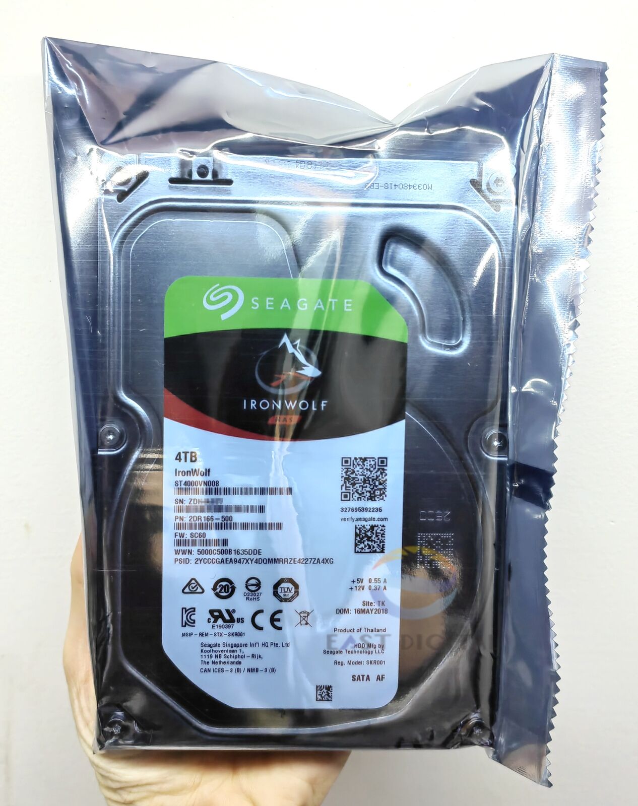 ST4000VN008 Seagate IronWolf 4TB 3.5" SATA NAS 5900RPM 64MB Hard Drive New