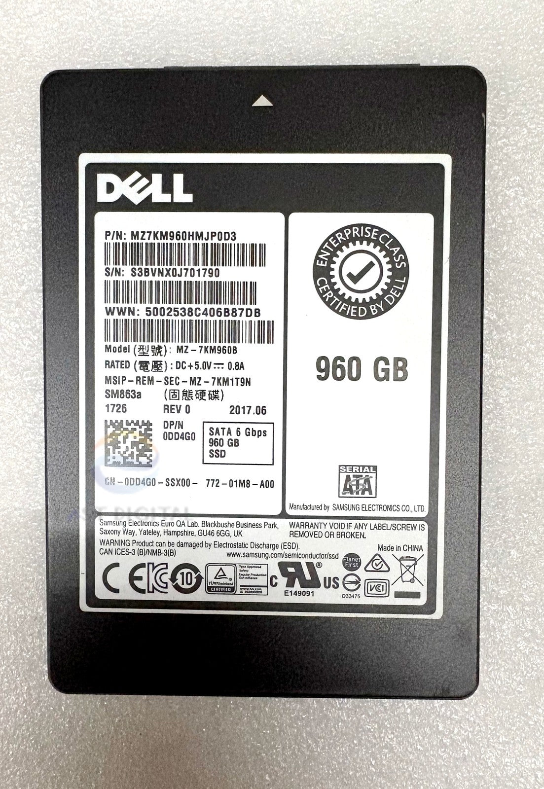 Dell DD4G0 Samsung SM863a 960GB MZ-7KM96DB 2.5" SATA 6Gbps Solid State Drive