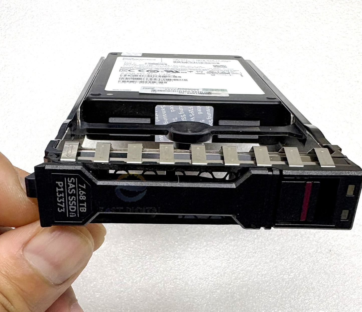 HPE Primera 600 PM1643 7.68TB 2.5" MZILT7T6HMLA-00AH9 SAS 12Gbps SSD P02435-010