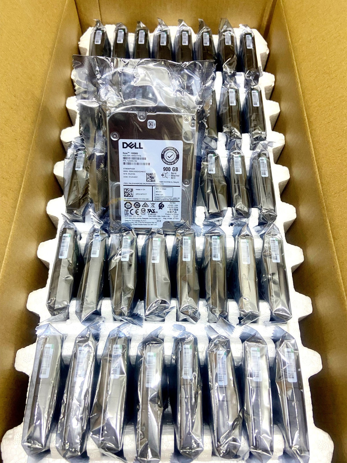 0XTH17 Dell Exos 15E900 ST900MP0026 2.5'' 900GB SAS 15K 12Gbps 128MB Hard Drive