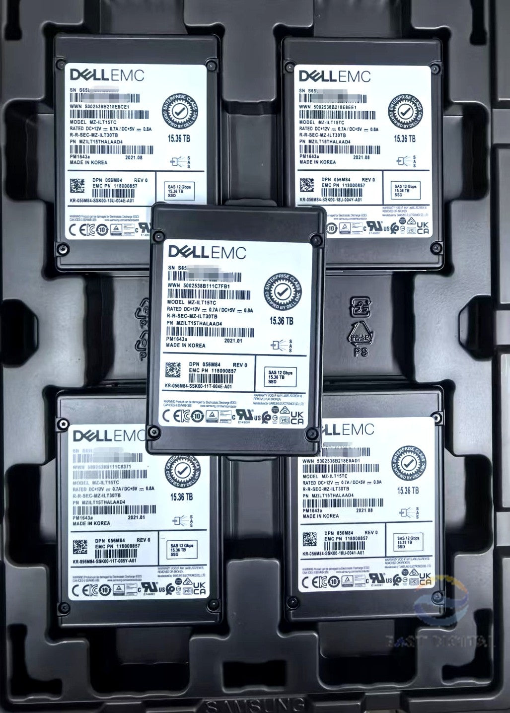 Dell 056M84 Samsung MZ-ILT15TC PM1643a 15.36TB SAS 2.5" 12Gbps Solid State Drive