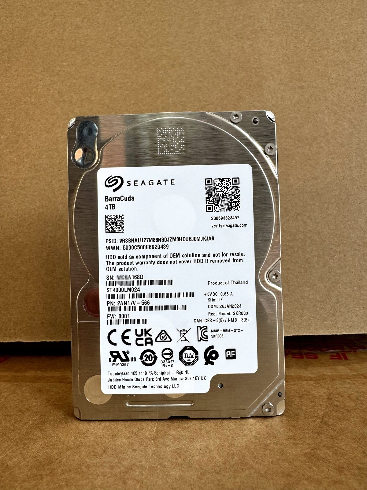 ST4000LM024 Barracuda Seagate 4TB 2.5" 128MB SATA Hard Drive 100% Generic FW NEW