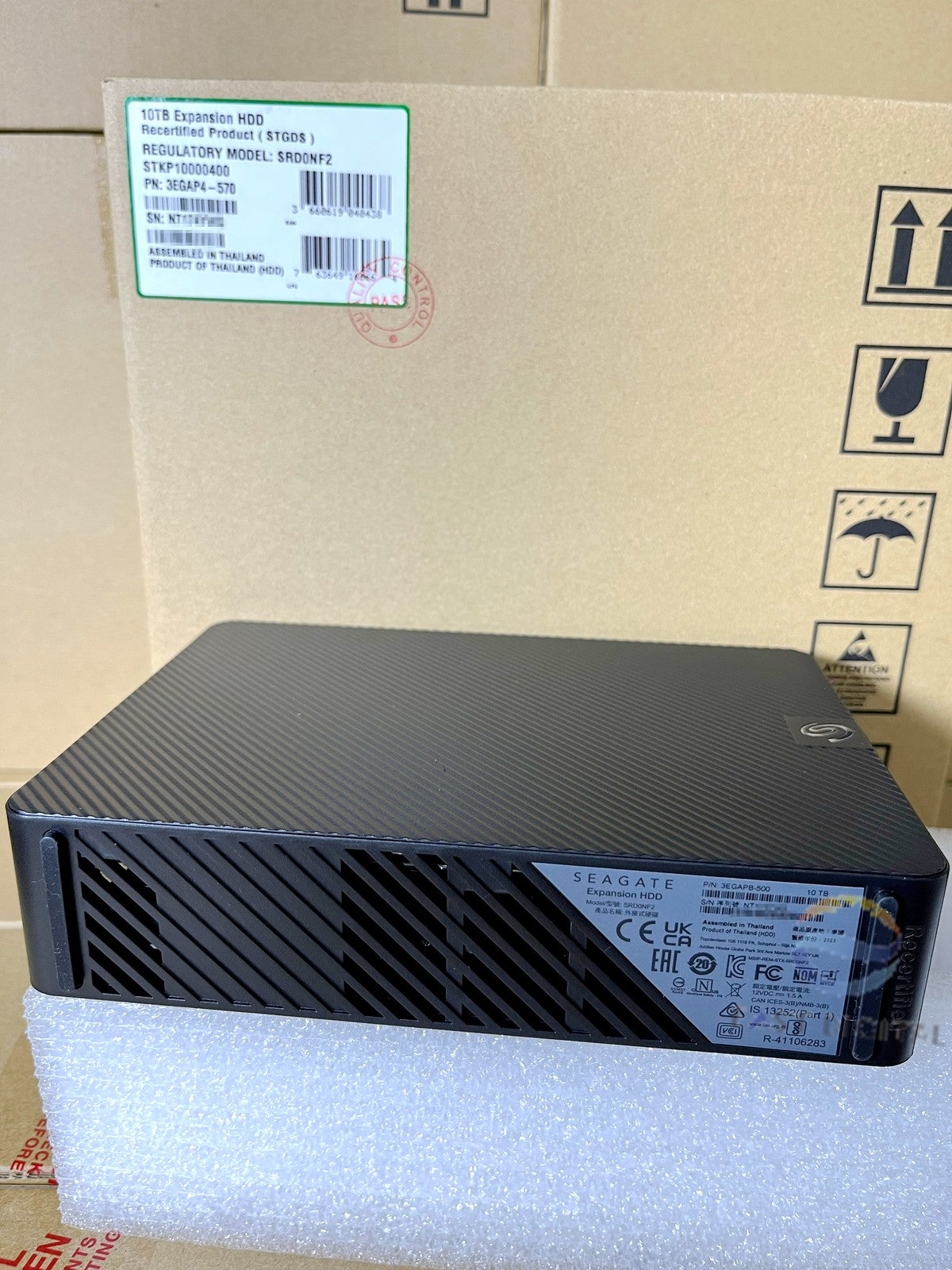 Seagate STKP10000400 10TB Expansion 3.5" USB 3.0 Desktop External Hard Drive