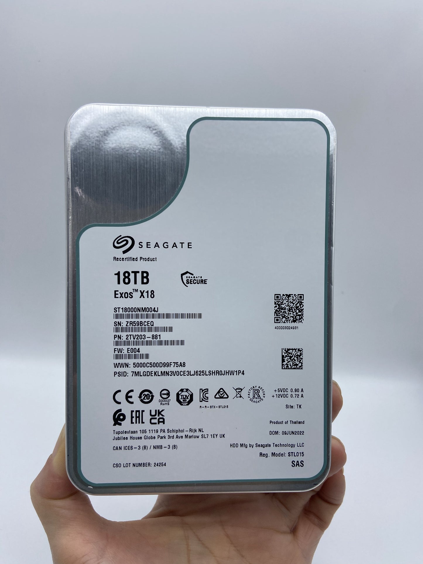 ST18000NM004J Seagate 18TB Exos X18 3.5" SAS 512e 4Kn 12Gb/s 256MB Hard Drive