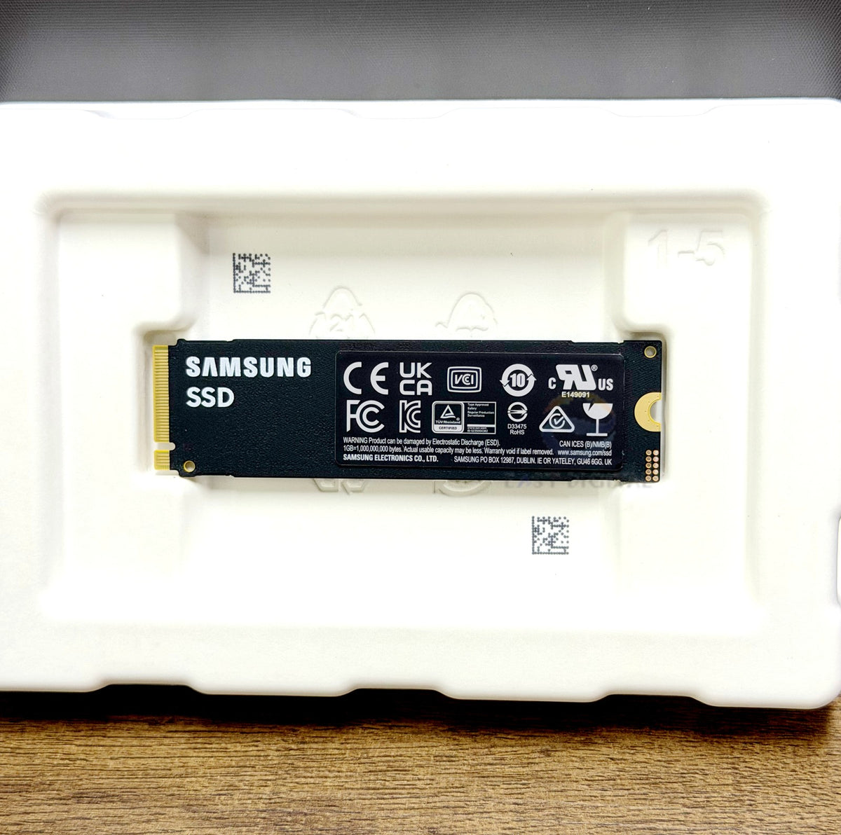 Samsung 990 PRO MZ-V9P4T0 4TB PCIe 4.0 x4 NVMe M.2 2280 Solid State Drive New