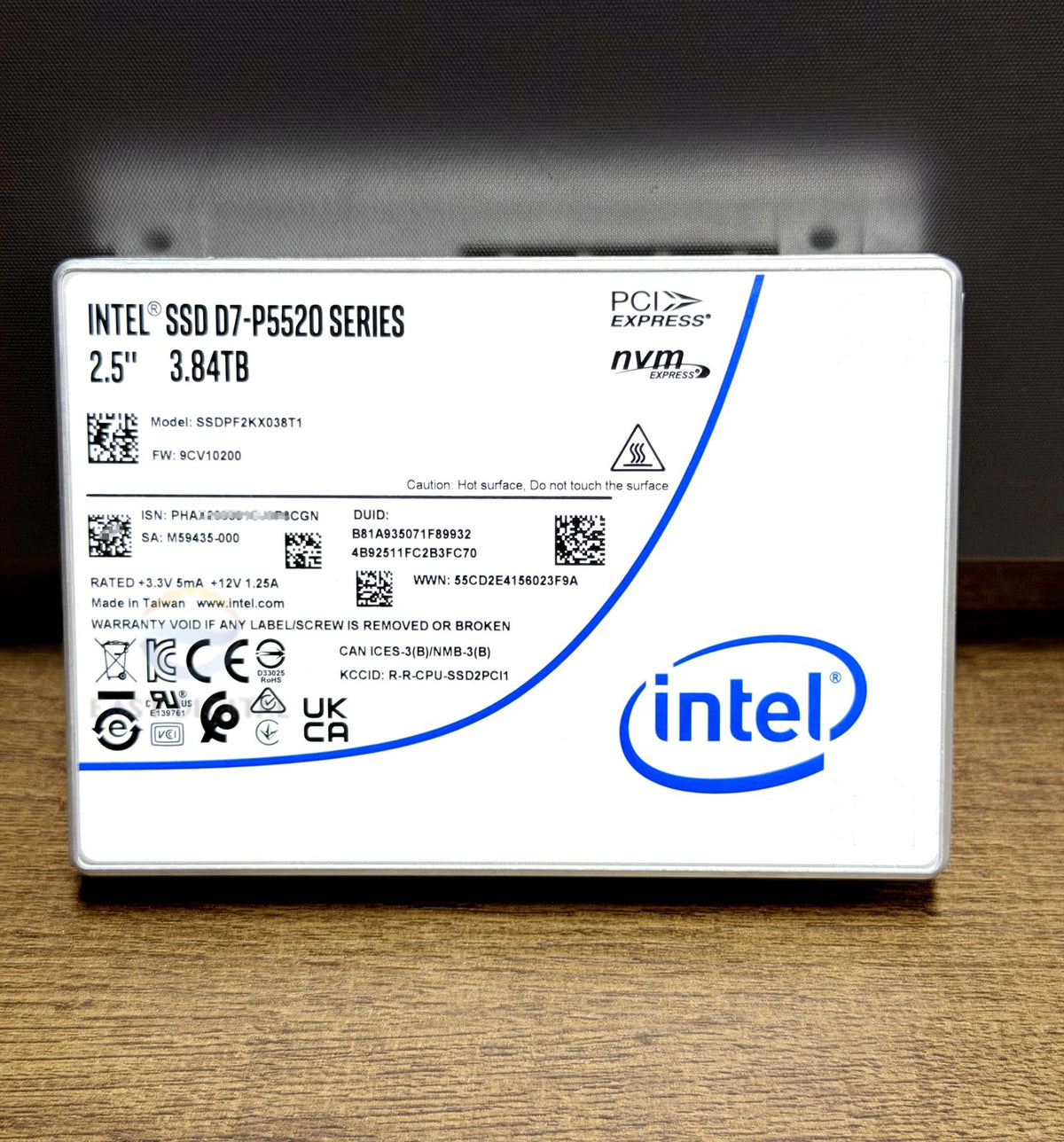 Intel SSDPF2KX038T1 D7-P5520 Series 3.84TB 2.5'' U.2 PCIe 4.0 NVMe TLC SSD New
