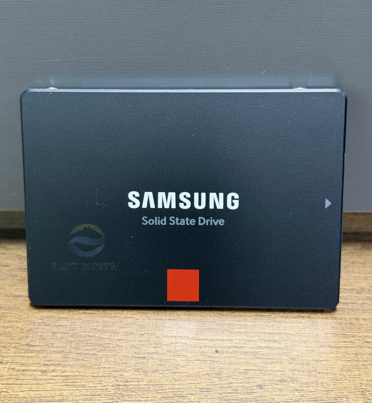 MZ-76P2T0 Samsung 860 PRO 2TB 2.5'' SATA 6Gbs MZ7KH2T0HAJR Solid State Drive New