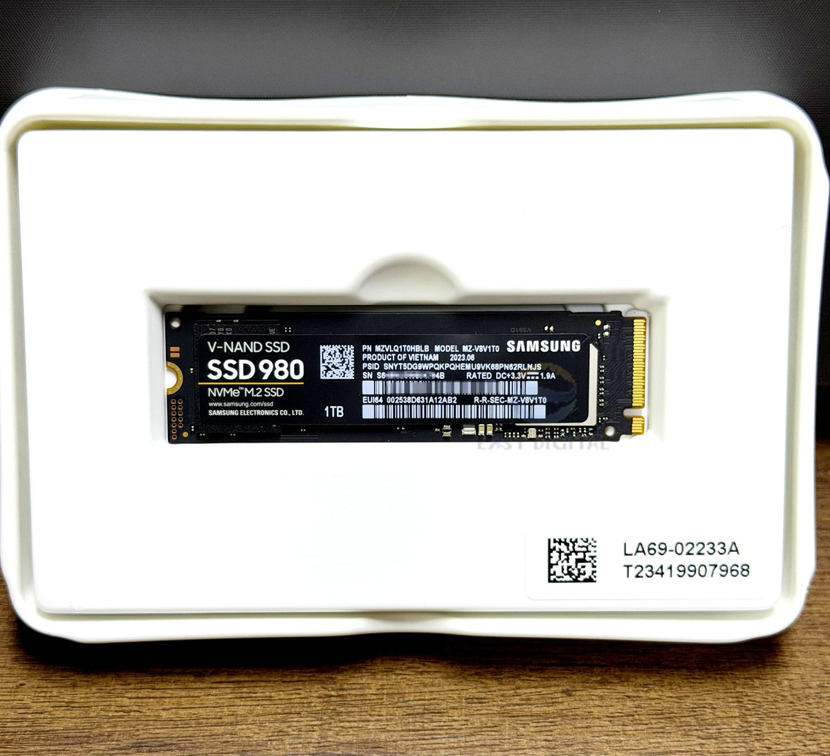 Samsung 980 MZ-V8V1T0 1TB M.2 PCIe 3.0 NVMe MZVLQ1T0HBLB Solid State Drive New
