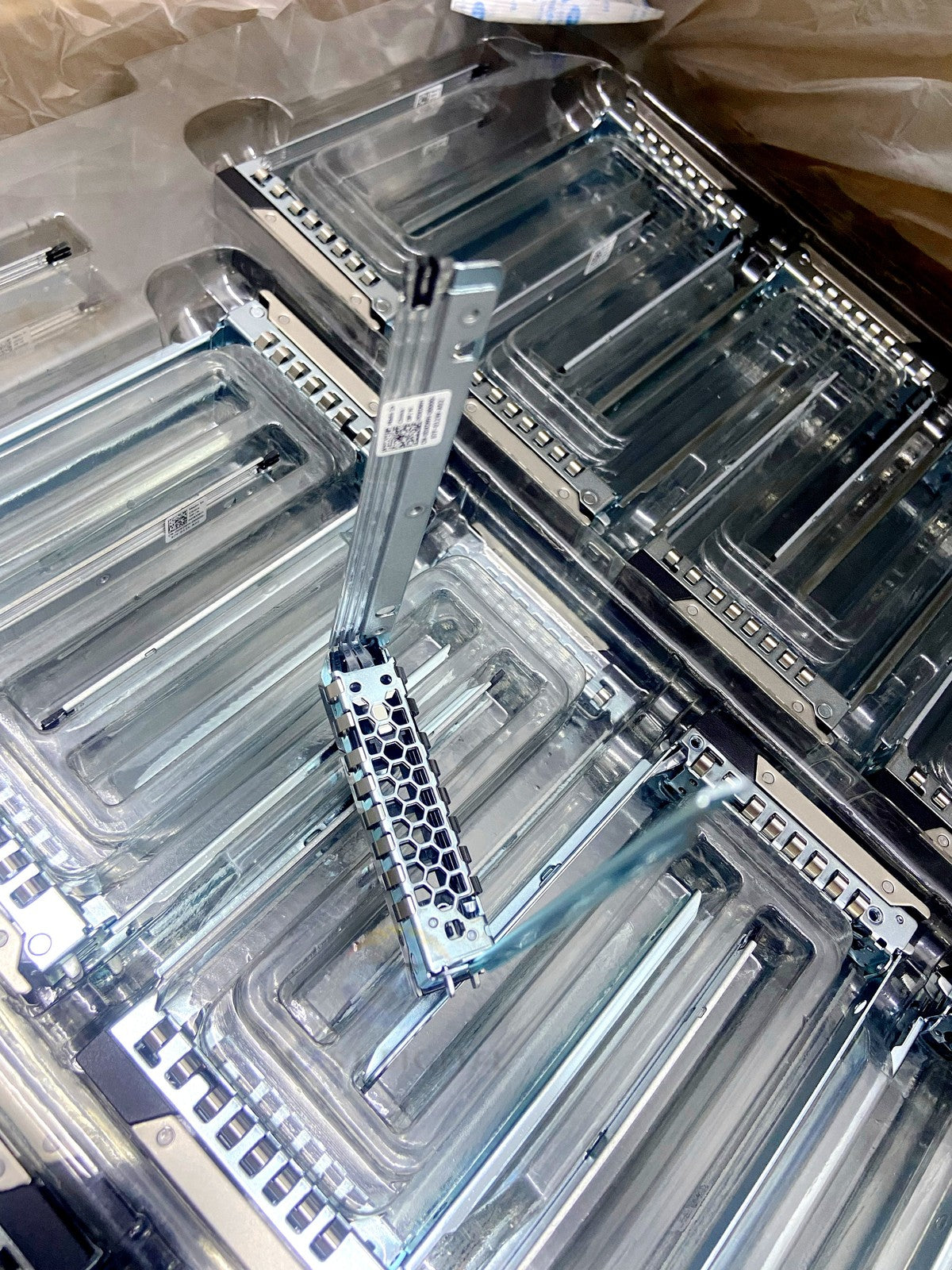 Lot 10 DXD9H Dell G14 2.5 SAS SATA HDD Tray Caddy R440 R640 R740 R740XD R940 NEW